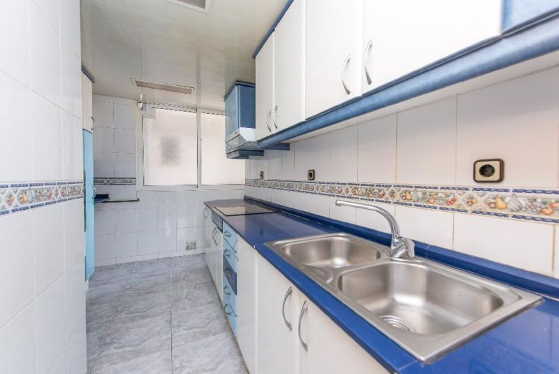 Piso en Cornellà de Llobregat, Barcelona