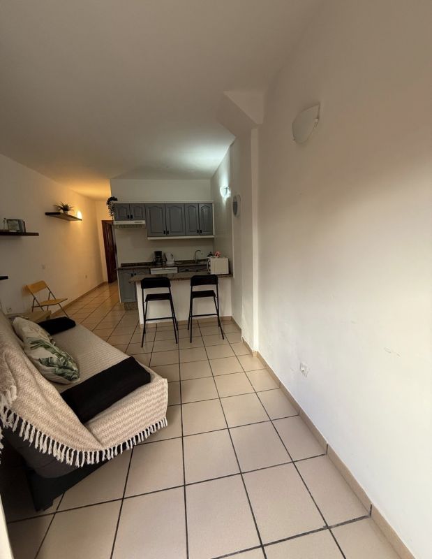 Se vende piso rentado en Paradise Court, San Eugenio Adeje.