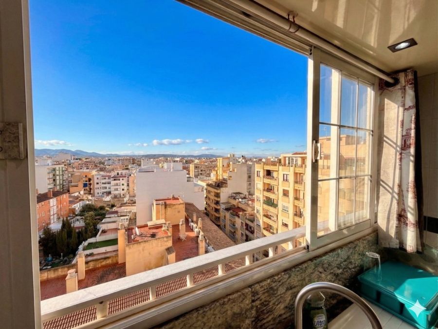 Ático duplex cerca de calle Aragon