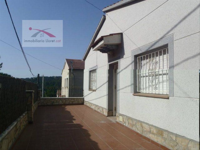 Casa con 1.250 euros/mes y Licencia turística en vigor