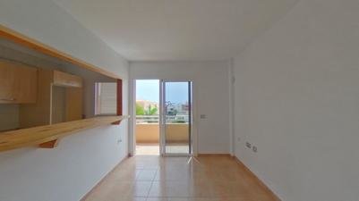 Se vende piso en San Isidro, Granadilla de Abona.