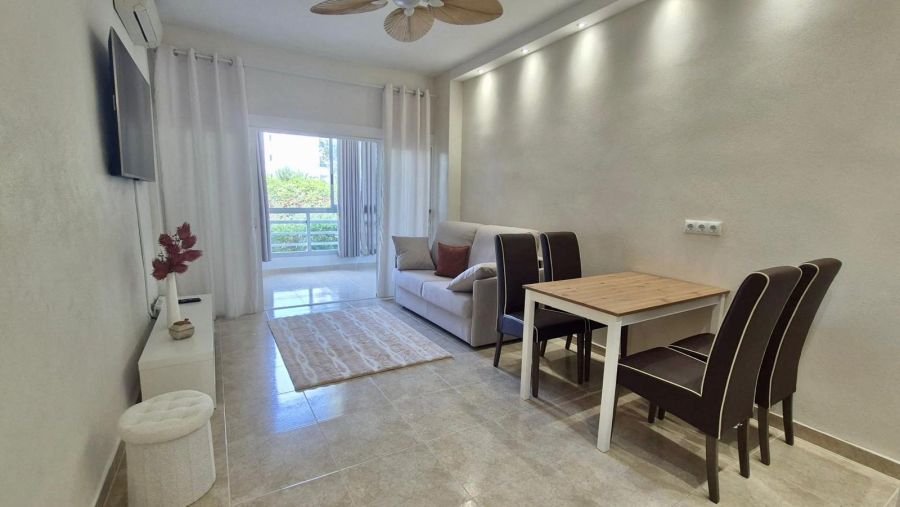 Inmueble de inversión: apartamento en Costa de la Calma, a un paso del mar